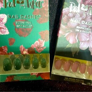 Leela and Kalapi Red Aspen Nail Dashes Set - Green and Pink